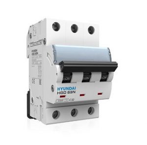 Nhà sản xuất: Hyundai Electric
Mã sản phẩm: HGD63-N 3P
Mô tả: Aptomat khối, 3 pha, Frame size 63AF, dòng cắt ngắn mạch 6kA
Dòng định mức: 6-10-16-20-25-32-40-50-63A